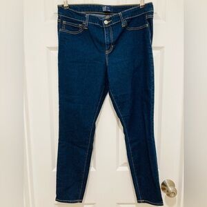 LIKE NEW GAP Denim Leggings 12/31